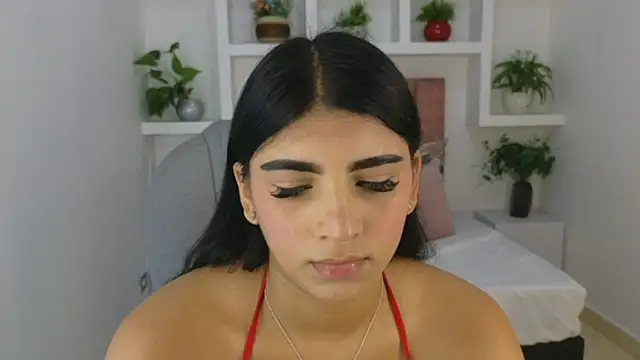 maiaa ruiz online show from 12, 6, 2026