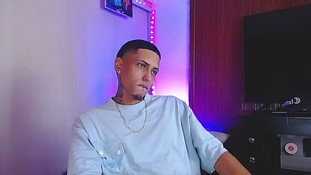 Liam lee online show from 28, 11, 2025