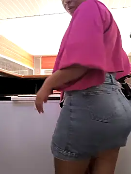 Francesca ferrari online show from 21, 4, 2026