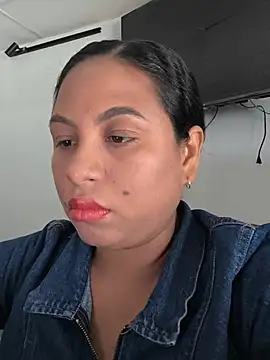Francesca ferrari online show from 21, 7, 2026