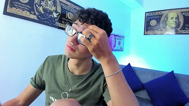 TylerWhite  online show from 22, 1, 2025