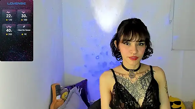 Snapshot of Badxbitch chatting on 3, 12, 2024 Badxbitch online show from 3, 12, 2024