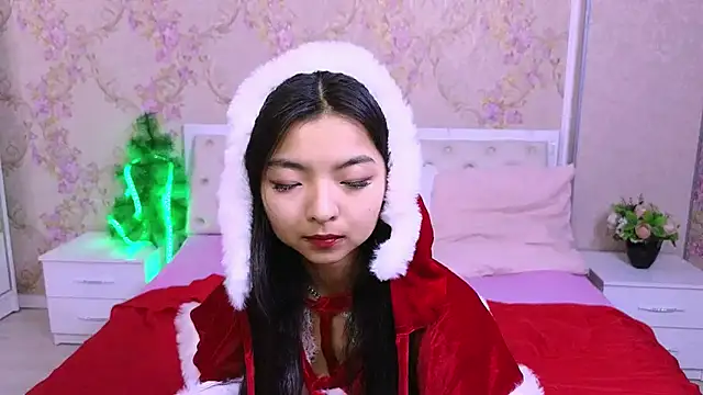 Shy Kira online show from 12, 12, 2024