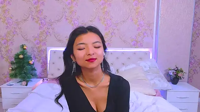 Shy Kira online show from 26, 12, 2024