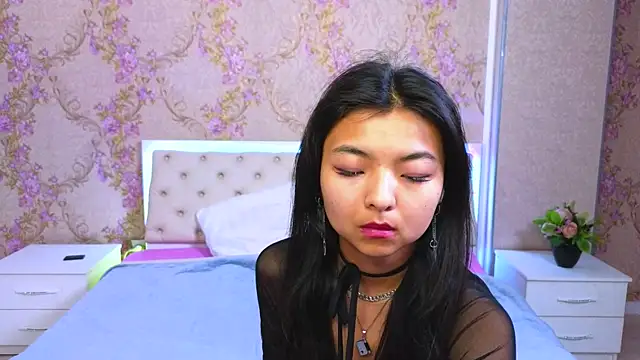 Shy Kira online show from 17, 1, 2025