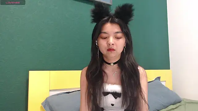 Shy Kira online show from 20, 4, 2026