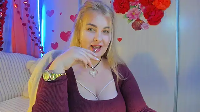 CoraSwon online show from 20, 2, 2025