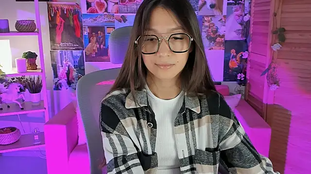 LanaBaker online show from 3, 1, 2025