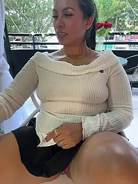 Sofia Convers online show from 28, 7, 2026