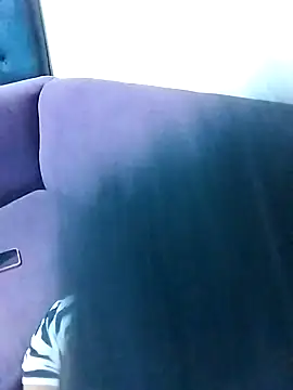 Snapshot of littlebrunett chatting on 18, 12, 2024 littlebrunett online show from 18, 12, 2024