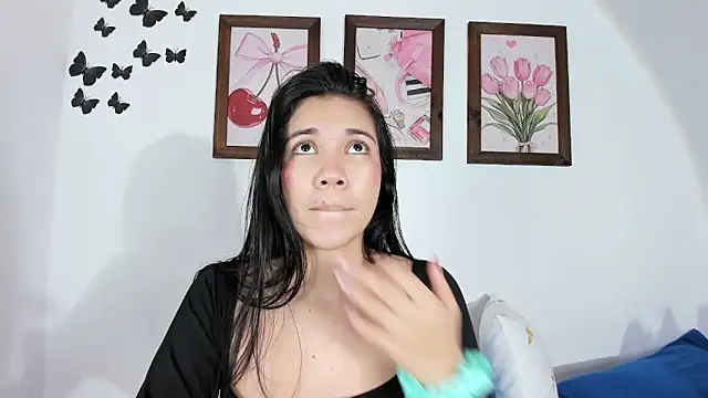 Emiily Parkerr online show from 23, 4, 2026