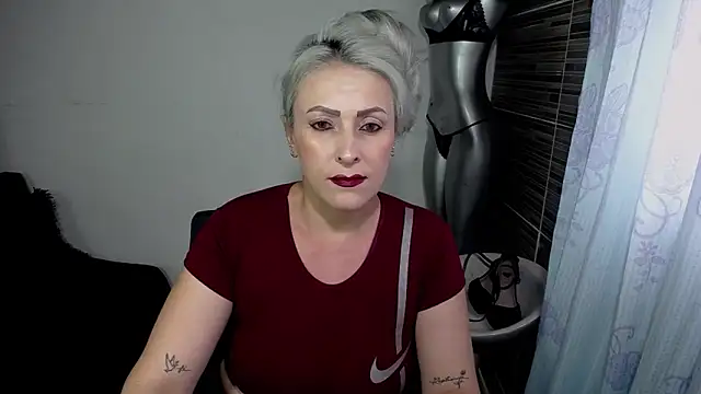 Snapshot of Emma_Rizzoo chatting on 12, 5, 2026 Emma Rizzoo online show from 12, 5, 2026