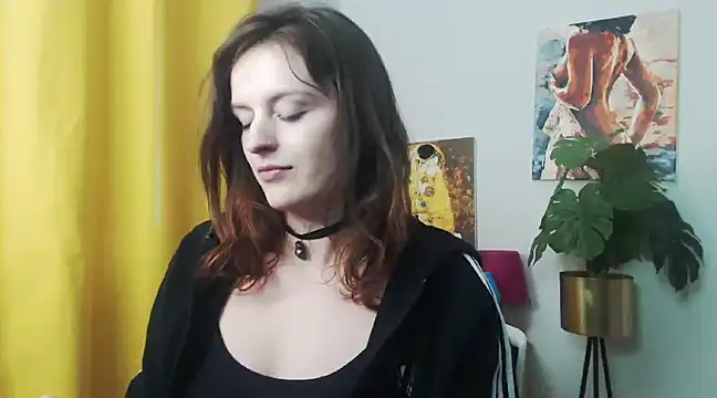 juicyNadine online show from 6, 1, 2025