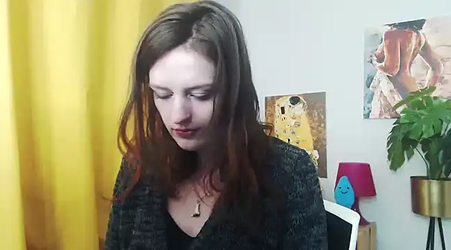 juicyNadine online show from 27, 1, 2025