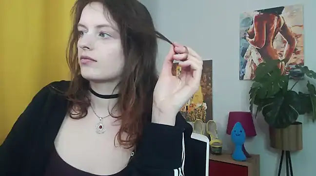 juicyNadine online show from 12, 3, 2025