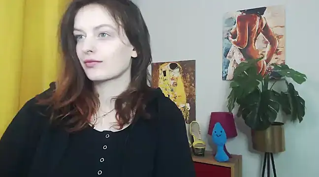 juicyNadine online show from 14, 3, 2025