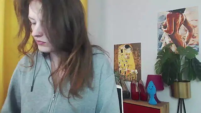 juicyNadine online show from 24, 9, 2025