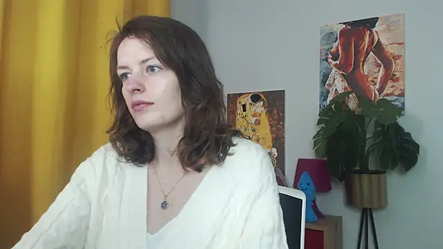 juicyNadine online show from 7, 10, 2025