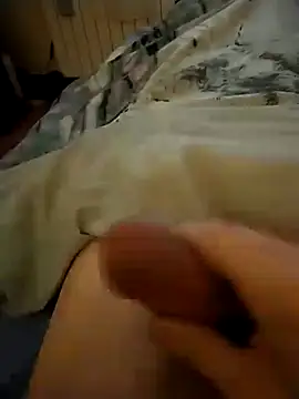 Snapshot of CazzoDURO883 chatting on 14, 2, 2026 CazzoDURO883 online show from 14, 2, 2026