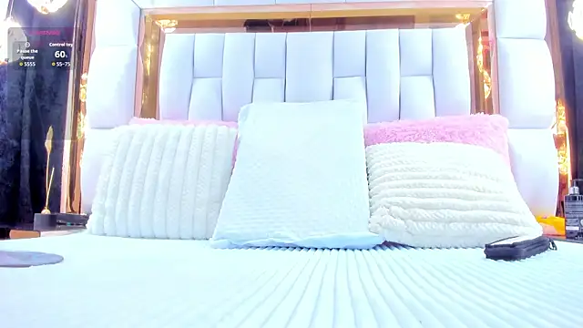 RileySweett online show from 8, 11, 2025