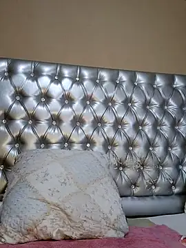 YourSubDesire online show from 15, 4, 2026