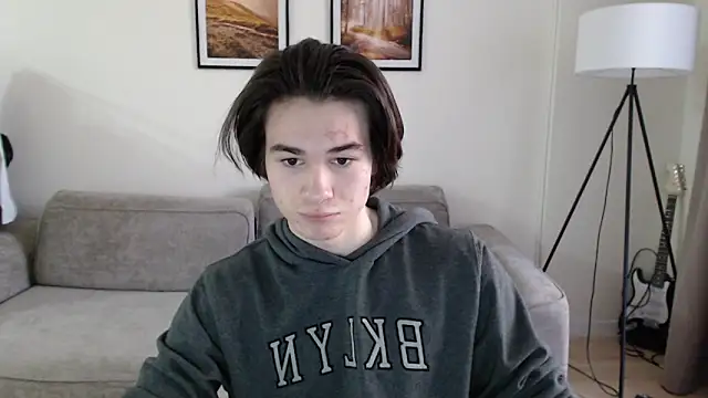 Snapshot of MarkusDean chatting on 6, 2, 2025 MarkusDean online show from 6, 2, 2025