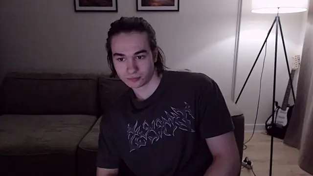 Snapshot of MarkusDean chatting on 7, 3, 2025 MarkusDean online show from 7, 3, 2025