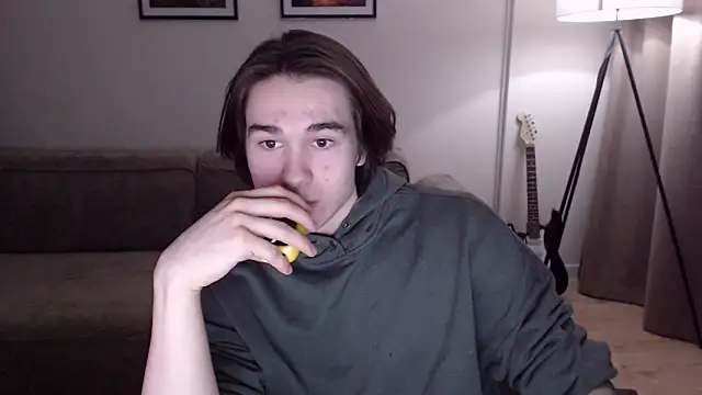 Snapshot of MarkusDean chatting on 19, 3, 2025 MarkusDean online show from 19, 3, 2025