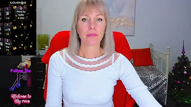 Snapshot of Anita_Tayson chatting on 15, 12, 2025 Anita Tayson online show from 15, 12, 2025