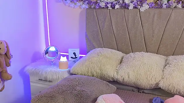 Baby Xian online show from 28, 1, 2025