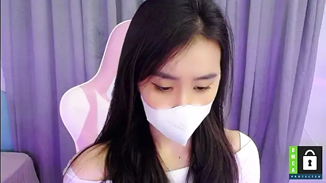 Snapshot of San___San chatting on 4, 2, 2025 San San online show from 4, 2, 2025