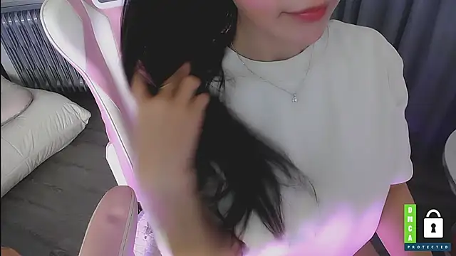 Snapshot of San___San chatting on 5, 1, 2026 San San online show from 5, 1, 2026