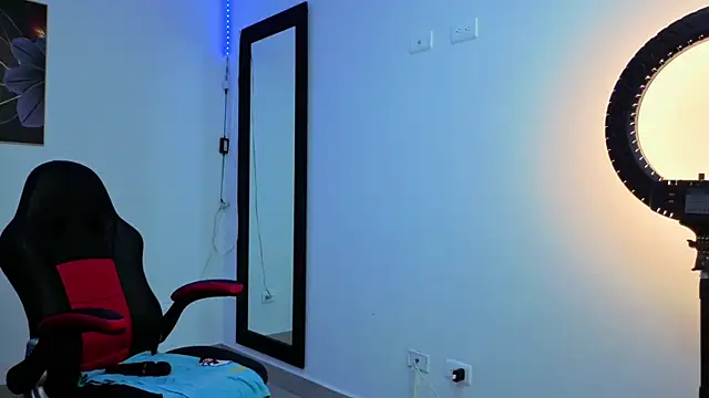 daniela xue online show from 23, 4, 2026