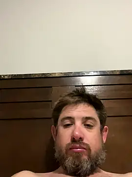 Snapshot of caliguy37 chatting on 7, 1, 2026 caliguy37 online show from 7, 1, 2026