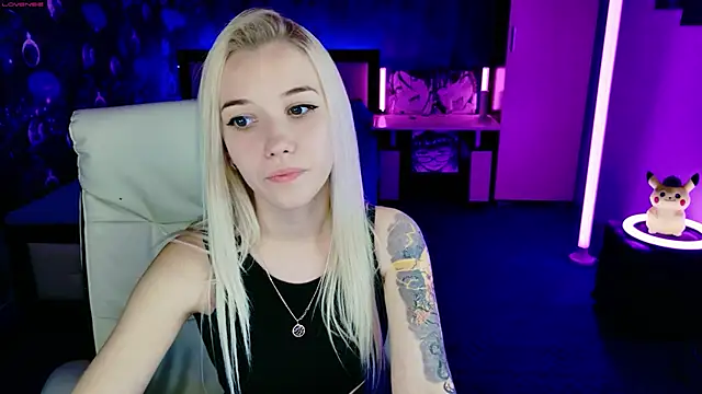 ShhhO O online show from 6, 11, 2025