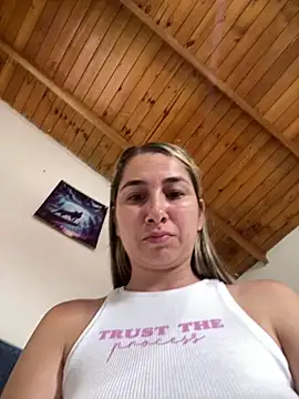 Snapshot of Iris_love18 chatting on 29, 4, 2026 Iris love18 online show from 29, 4, 2026
