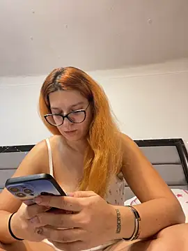 NadiraNoor online show from 9, 12, 2024