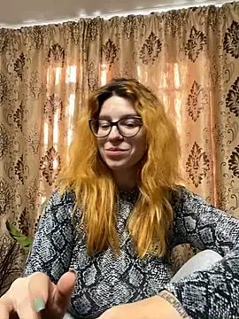 NadiraNoor online show from 26, 1, 2025