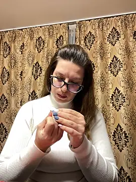 NadiraNoor online show from 14, 3, 2025