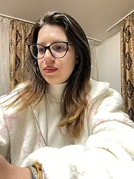 NadiraNoor online show from 28, 3, 2026