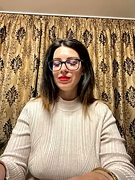 NadiraNoor online show from 26, 4, 2026