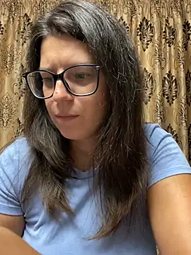 NadiraNoor online show from 26, 7, 2026