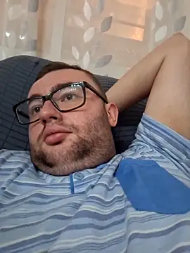 Javier bear online show from 30, 9, 2025