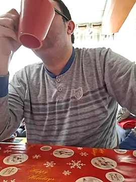 Javier bear online show from 28, 2, 2026