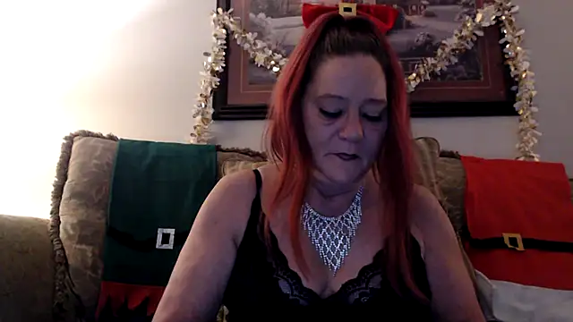 LexxiLeeds online show from 30, 12, 2024