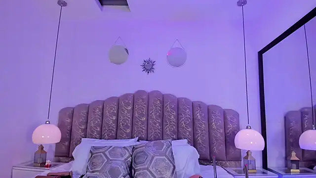 victoria cooper3 online show from 11, 3, 2026