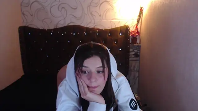 LiaHarryis online show from 15, 3, 2025