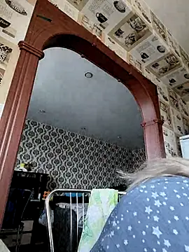 Lady nice cat online show from 24, 4, 2026