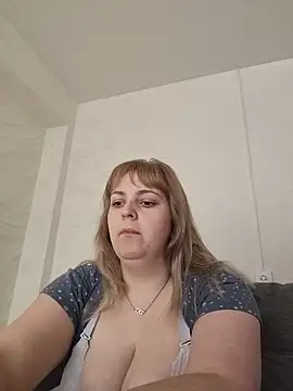 Lady nice cat online show from 12, 6, 2026