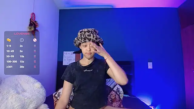 Snapshot of ela_0 chatting on 7, 10, 2025 ela 0 online show from 7, 10, 2025